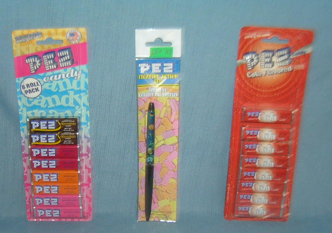 Pez pen & candy group: Pez pen & candy group est. value $25.00-$30.00