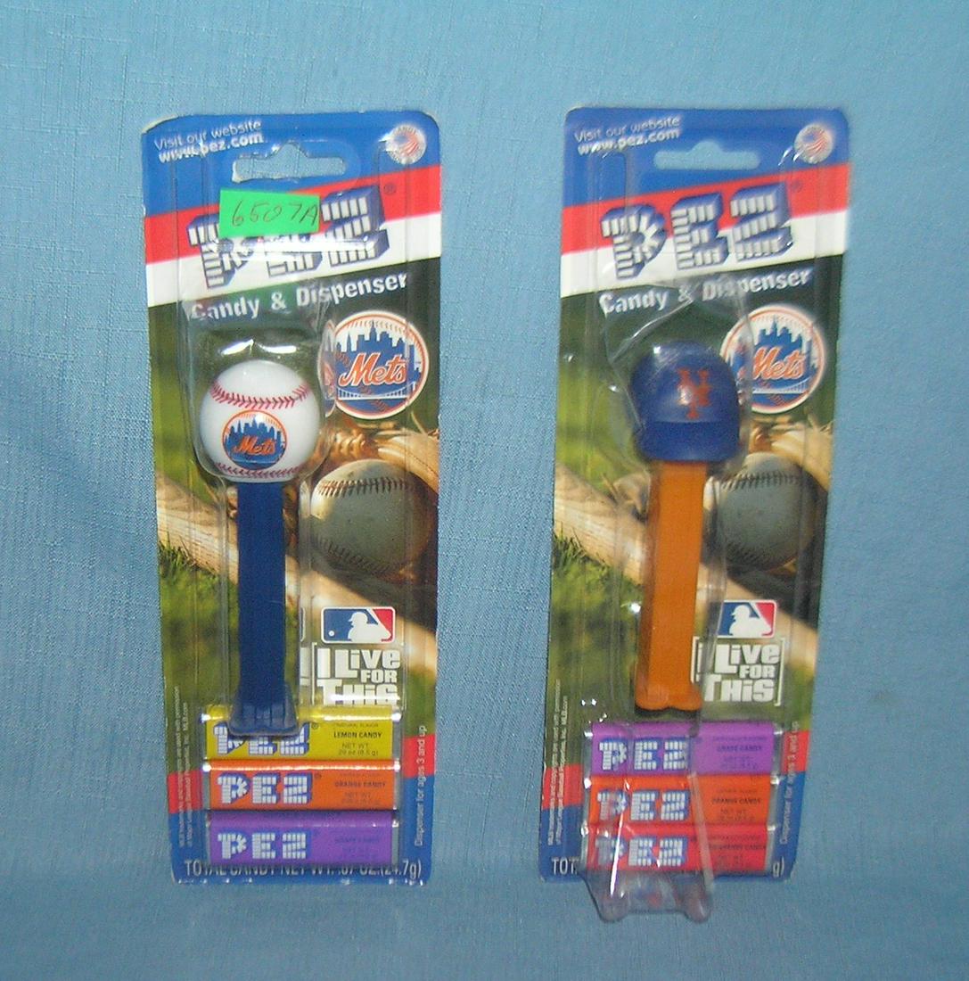 Pair of vintage PEZ Candy containers: Pair of vintage PEZ Candy containers est. value $25.00-$30.00