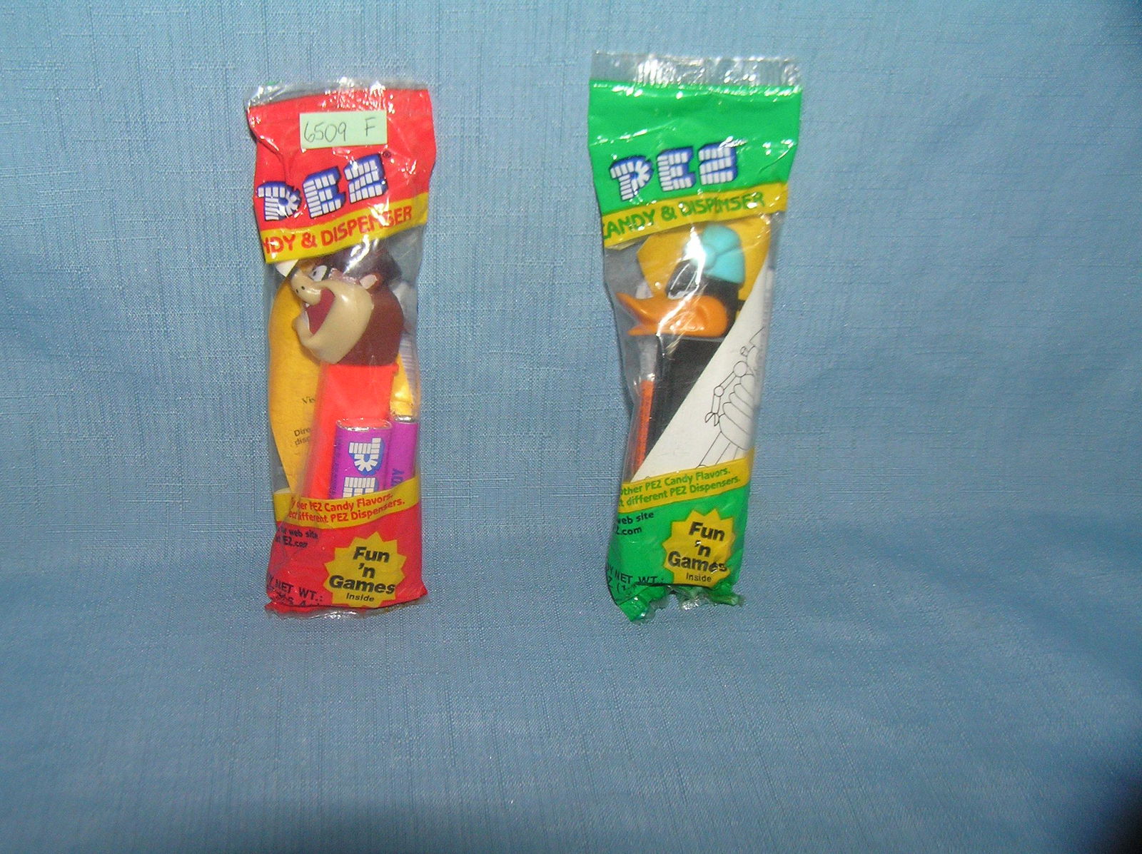 Pair of vintage PEZ Candy containers: Pair of vintage PEZ Candy containers est. value $25.00-$30.00