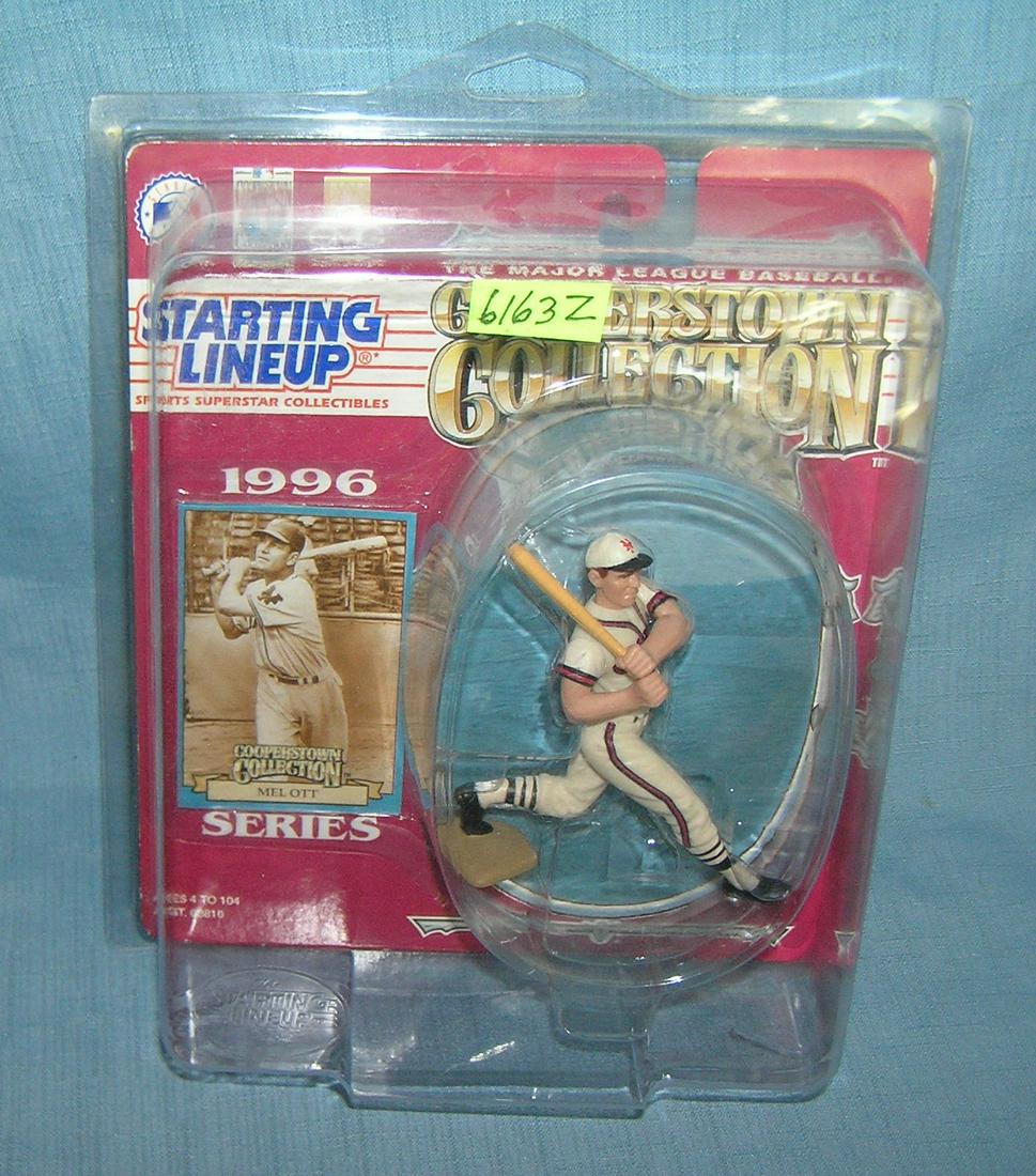 Mel Ott vintage baseball sports figure: Mel Ott vintage baseball sports figure est. value $25.00-$30.00