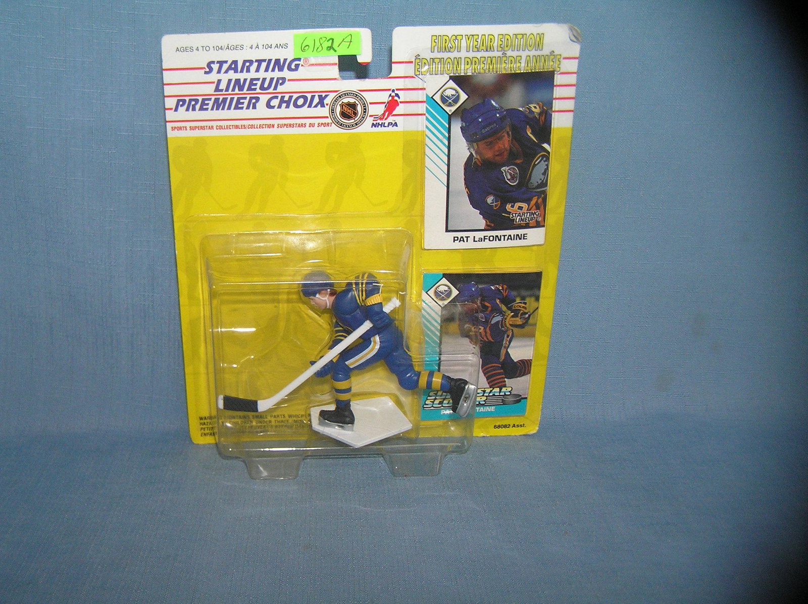 Vintage Pat LaFontaine hockey sports figure and hockey: Vintage Pat LaFontaine hockey sports figure and hockey card set est. value $25.00-$30.00