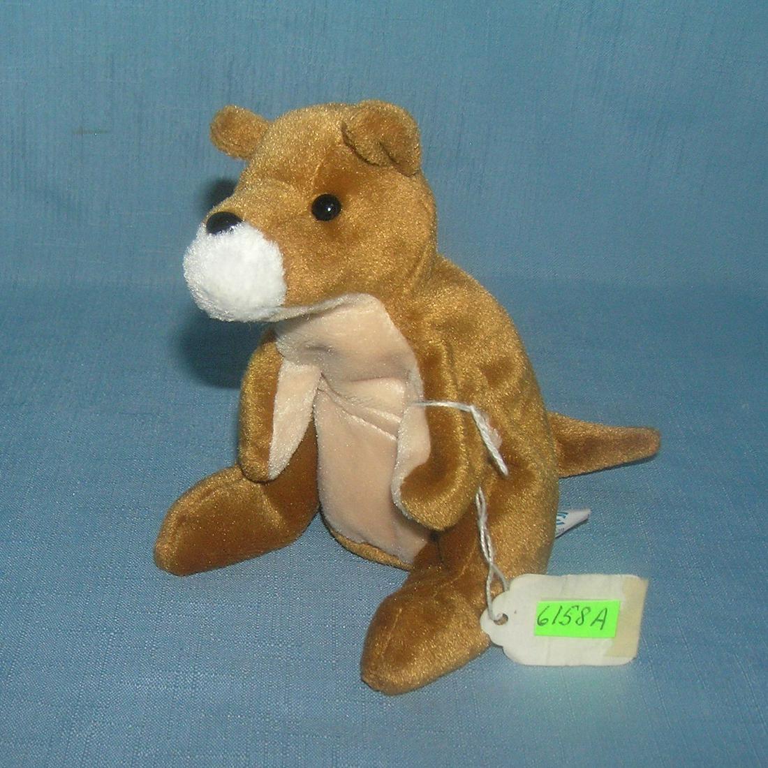 Vintage Beanie Baby toy: Vintage Beanie Baby toy est. value $25.00-$35.00