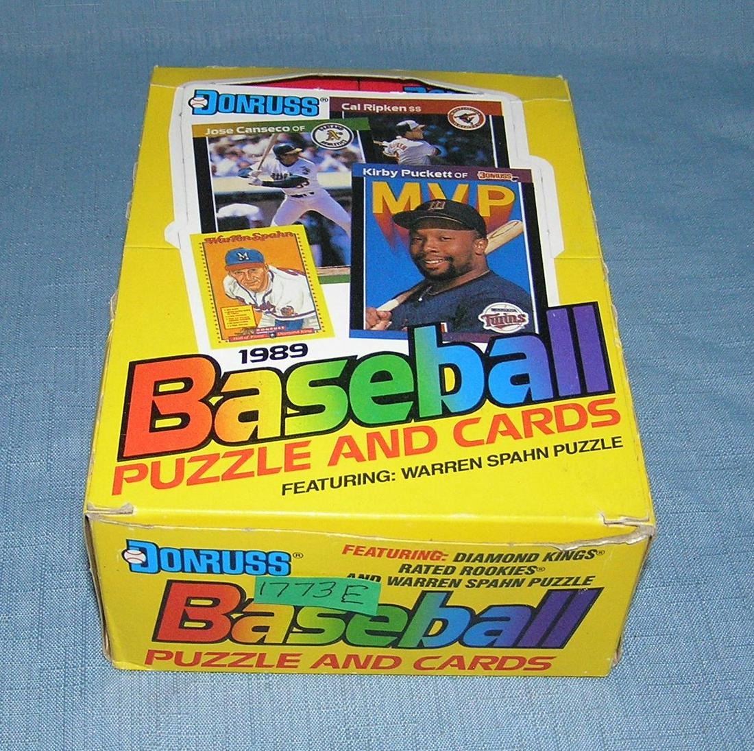 Donruss 1989 unopened box of baseball cards (1773E) on Dec 08, 2021
