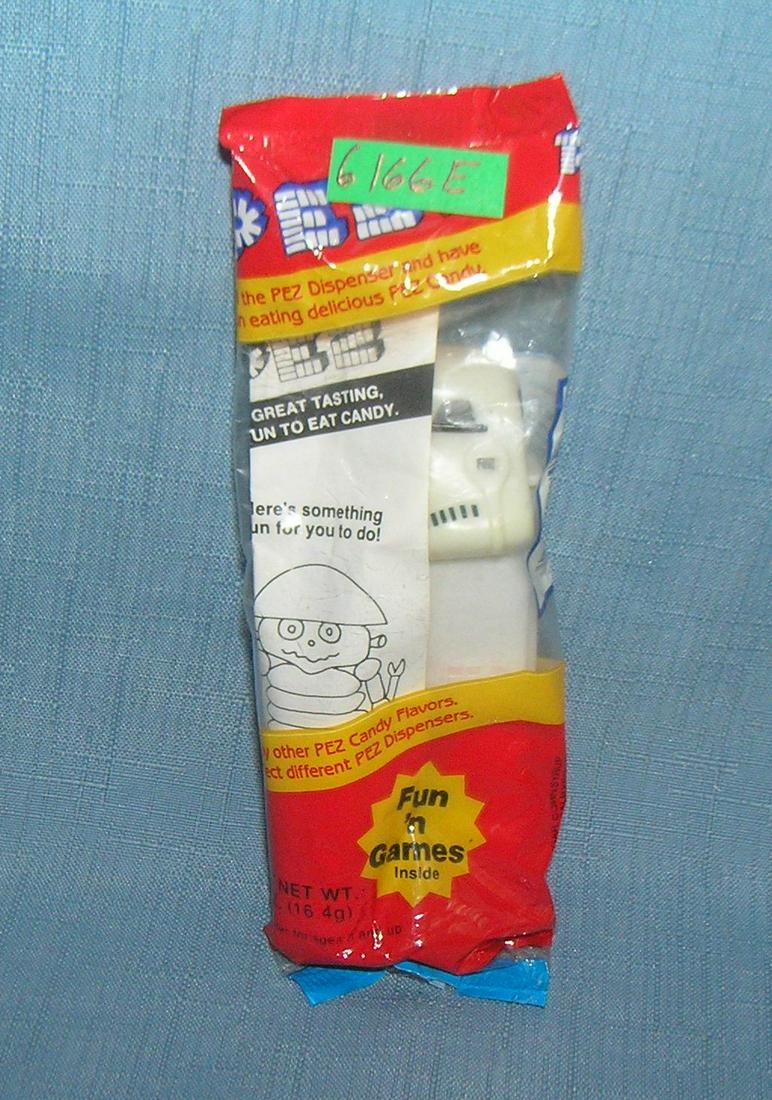 Star Wars PEZ mint in package: Star Wars PEZ mint in package est. value $20.00-$25.00