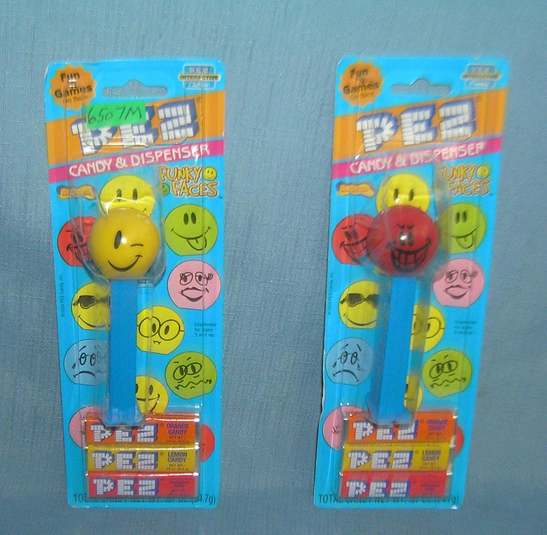 Pair of vintage PEZ Candy containers: Pair of vintage PEZ Candy containers est. value $25.00-$30.00