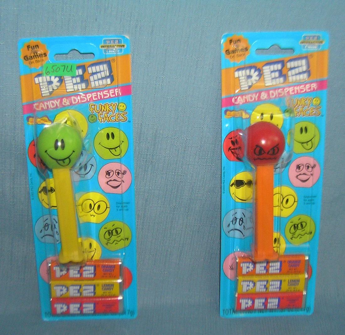 Pair of vintage PEZ Candy containers: Pair of vintage PEZ Candy containers est. value $25.00-$30.00