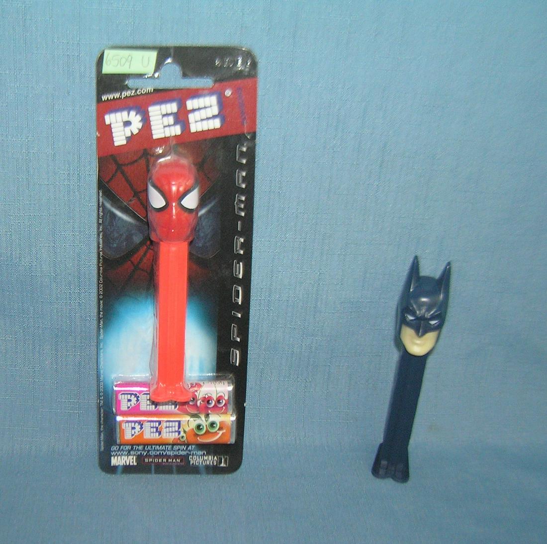 Pair of vintage PEZ Candy containers: Pair of vintage PEZ Candy containers est. value $25.00-$30.00