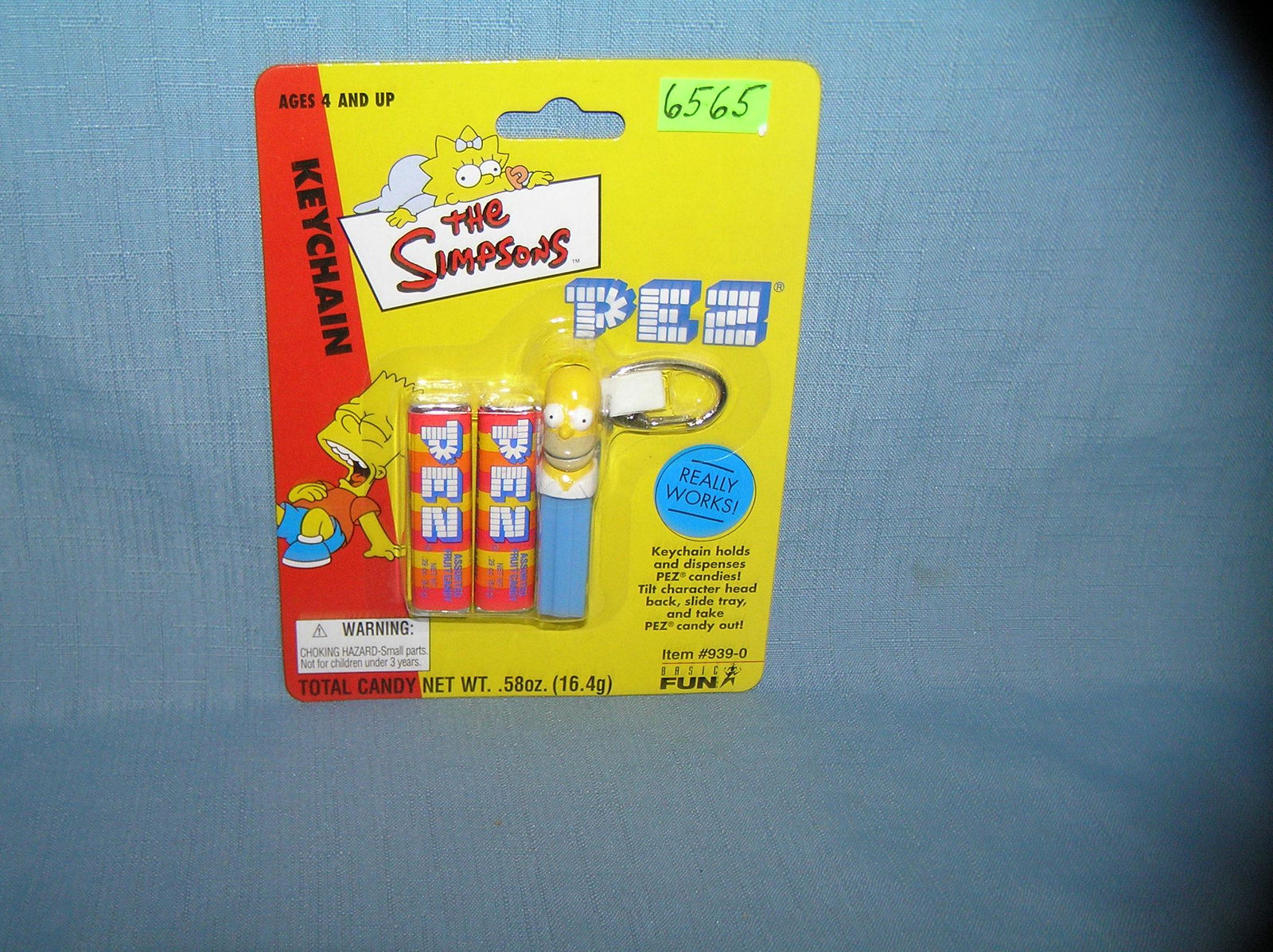 Vintage Simpson PEZ candy container and Key chain: Vintage Simpson PEZ candy container and key chain mint on card est. value $15.00-$20.00