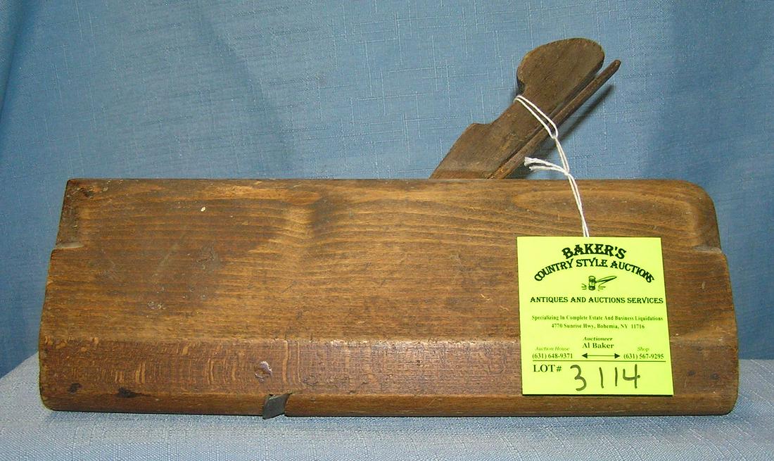 Antique wood plane: Antique wood plane est. value $40.00-$60.00
