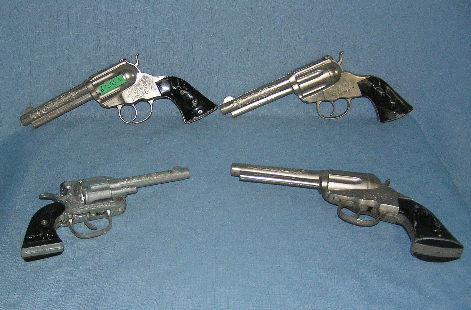 Group of vintage western themed cap guns: Group of vintage western themed cap guns est. value $275.00-$300.00