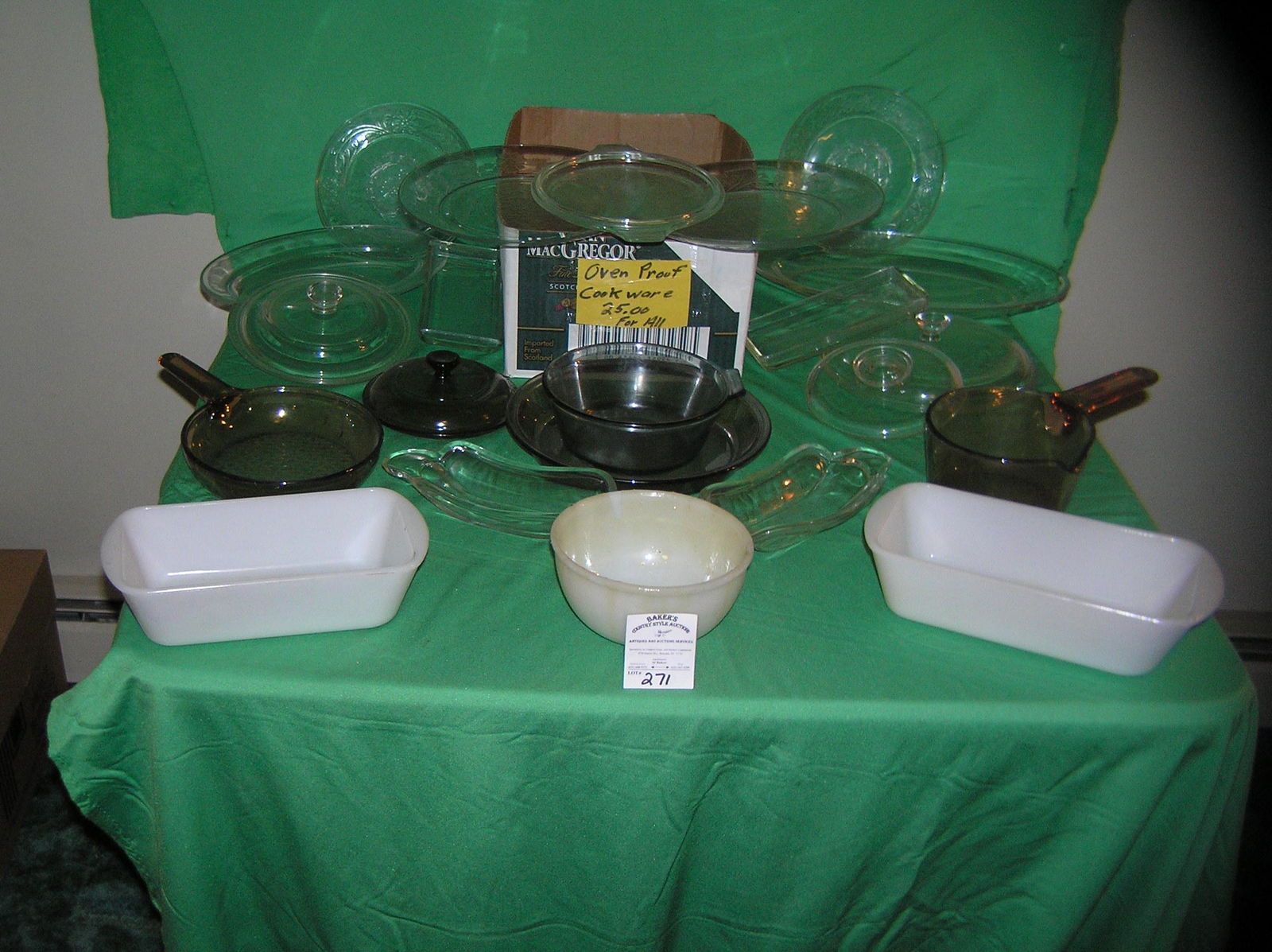 Large box of vintage oven to table ware and more: Large box of vintage oven to table ware and more includes Glass Bake and more est. value $100.00-$125.00