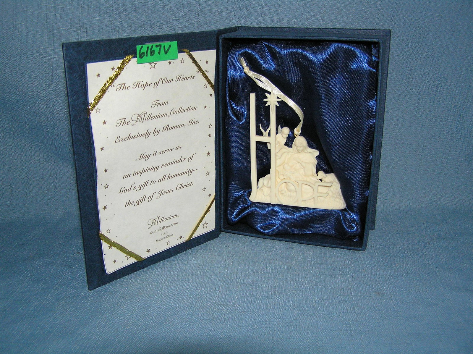 Hand crafted Christmas ornament with original box: Hand crafted Christmas ornament with original box est. value $25.00-$30.00