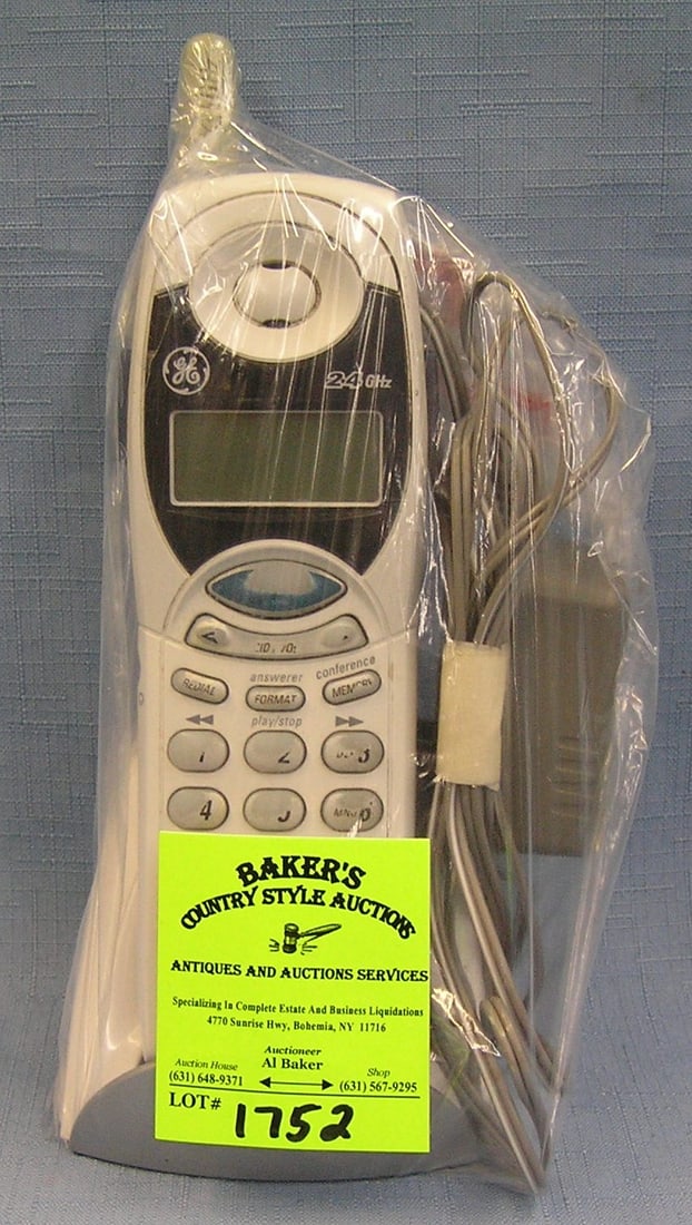 GE mobile telephone: GE mobile telephone est. value $20.00-$25.00