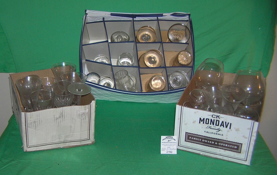 Group of vintage estate stemware and glassware: Large group of vintage estate stemware and glassware est. value $50.00-$60.00