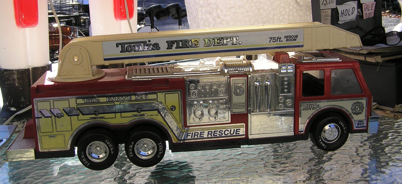 Tonka fire truck: Tonka fire truck 23 inches long est. value $30.00-$35.00