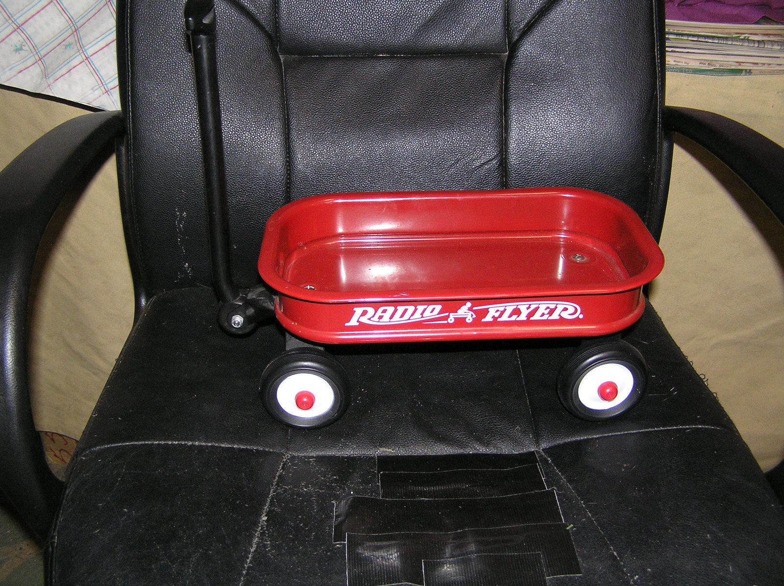 Miniature Radio Flyer red wagon original salesman sample: Miniature Radio Flyer red wagon original salesman sample or store display piece all metal construction est. value $100.00-$125.00