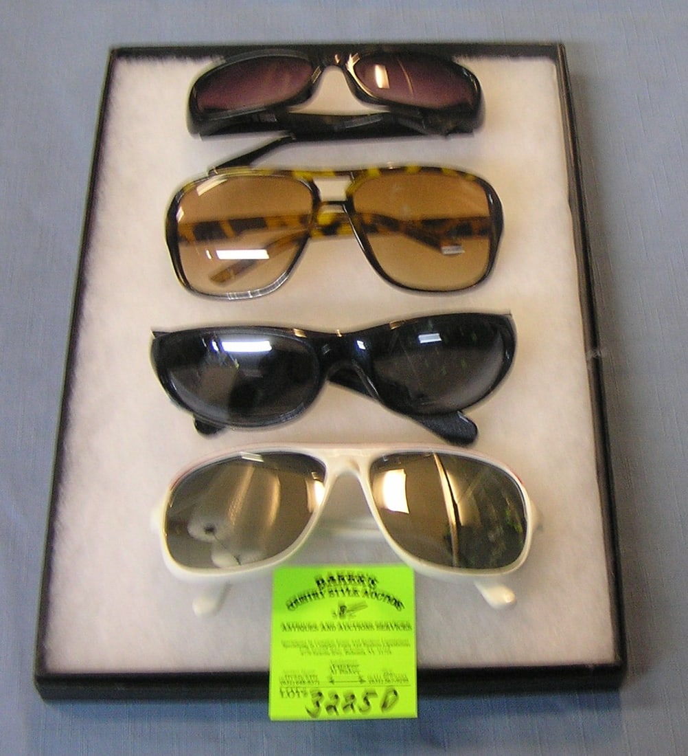 Group of vintage eyewear: Group of vintage eyewear including Polinelli and more est. value $50.00-$75.00