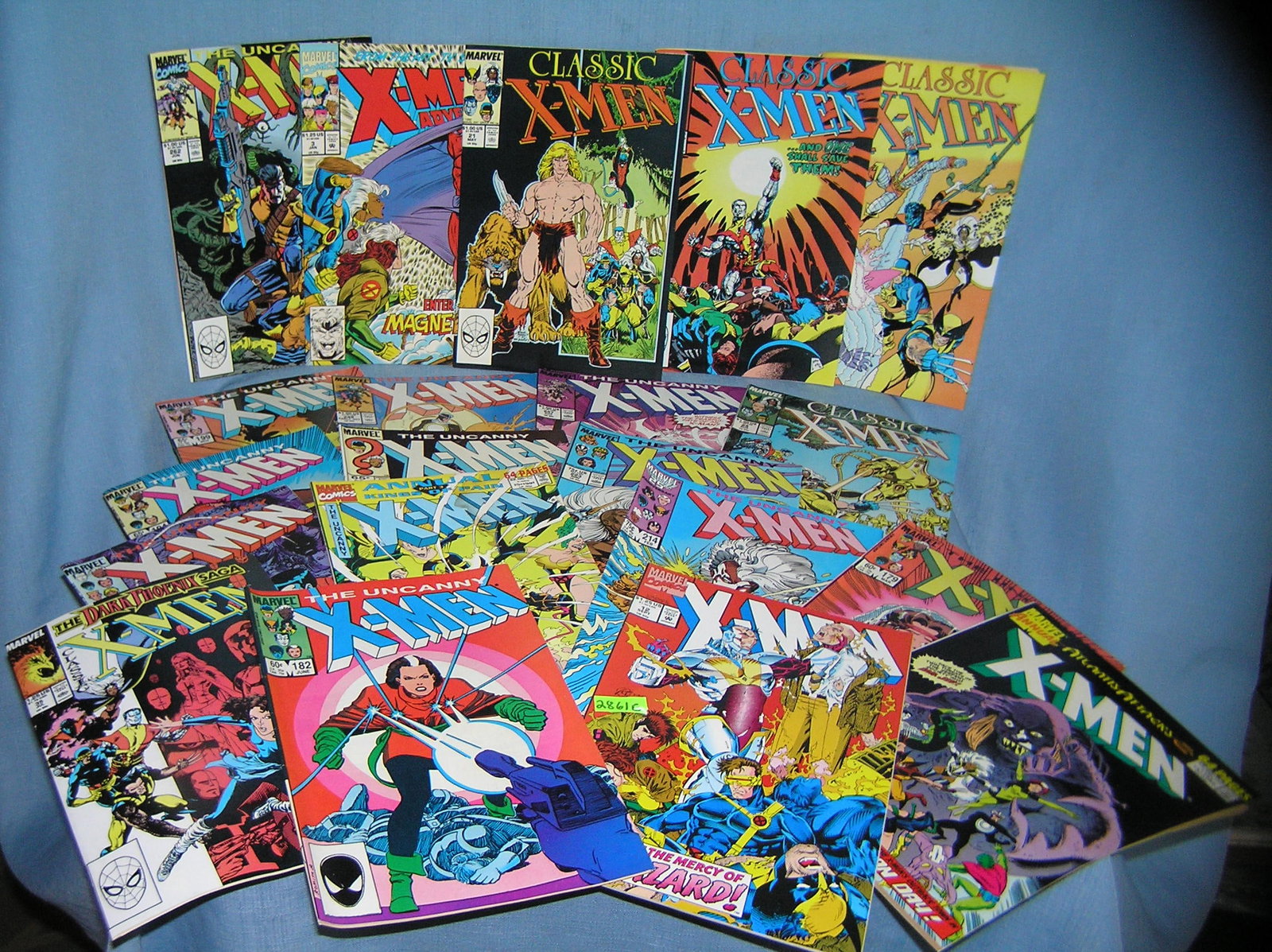 Large collection of vintage Xmen comic books: Large collection of vintage Xmen comic books mint old distributor stock. This group of mint Marvel comic books was found in an old Marvel warehouse and never distributed est. value $125.00-$150.00