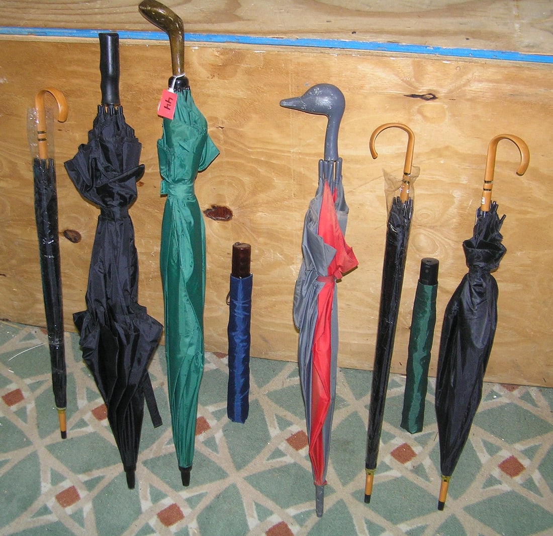 Large group of umbrellas: Large group of umbrellas est. value $75.00-$100.00