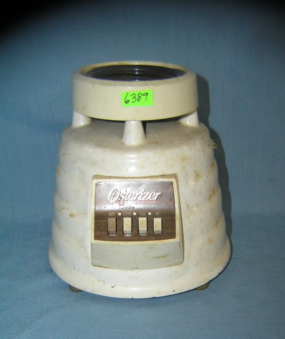 Vintage Oster blender with base unit: Vintage Oster blender with base unit est. value $40.00-$50.00