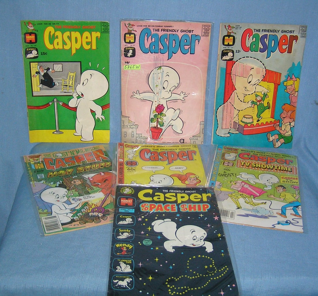Collection of vintage Casper the Friendly Ghost comic books: Collection of vintage Casper the Friendly Ghost comic books includes some with 10, 12 and 15 cent covers est. value $75.00-$80.00