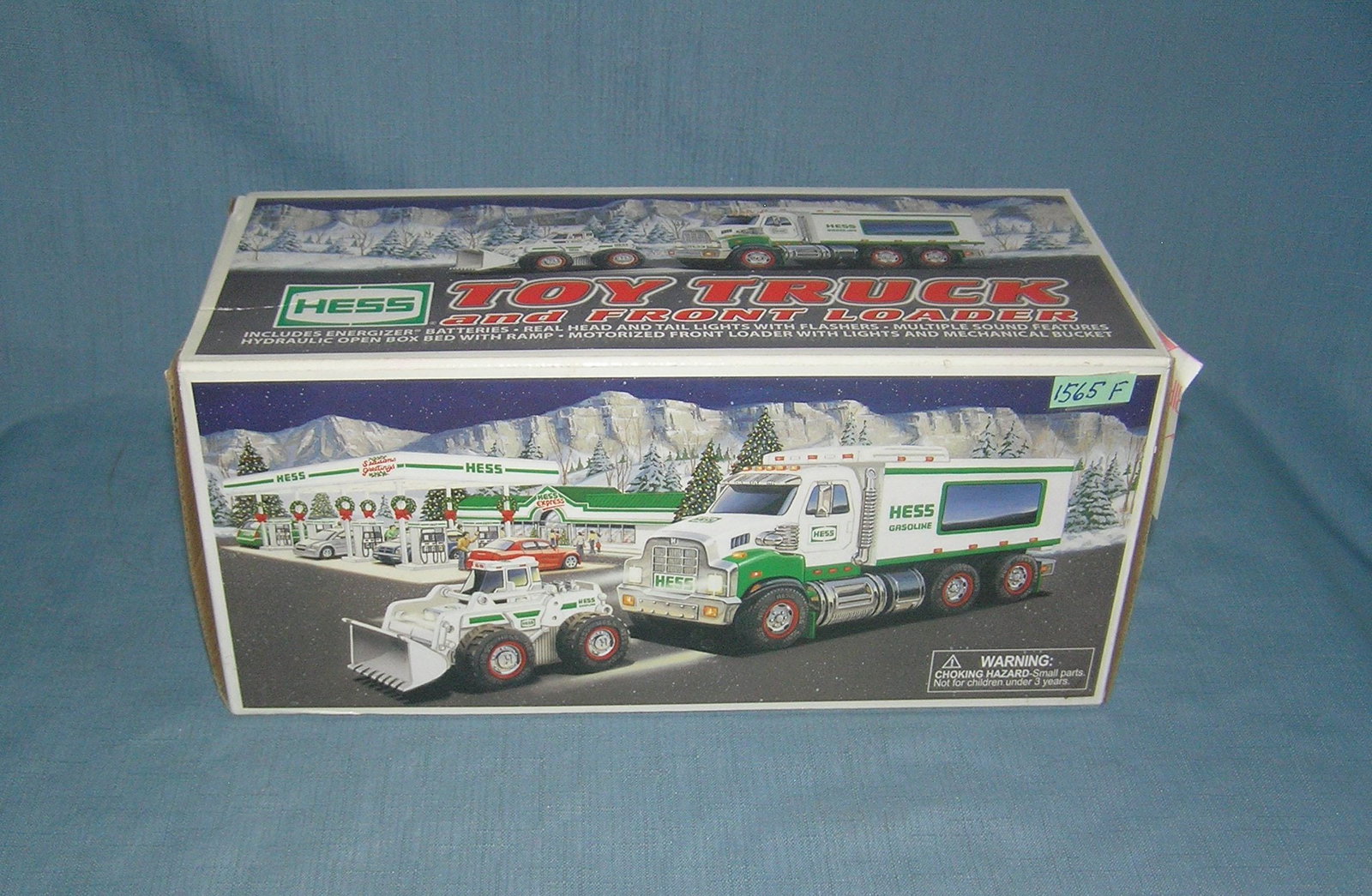 Hess toy truck and front loader bulldozer with original box: Hess toy truck and front loader bulldozer with original box est. value $60.00-$65.00