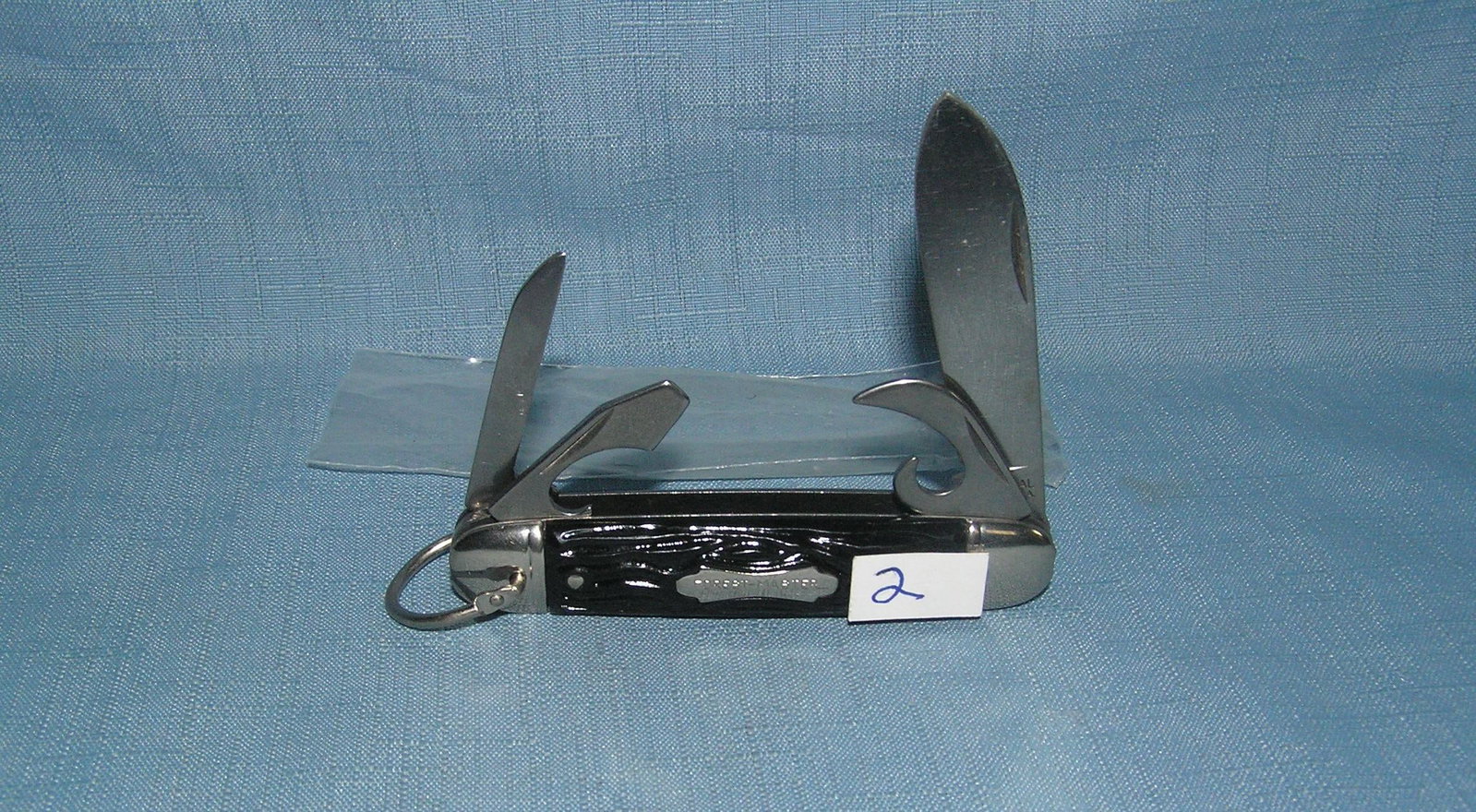 Forest Master 4 bladed pocket: Forest Master 4 bladed pocket knife circa 1950s mint old dealer store stock never distributed with original bag est. value $50.00-$65.00