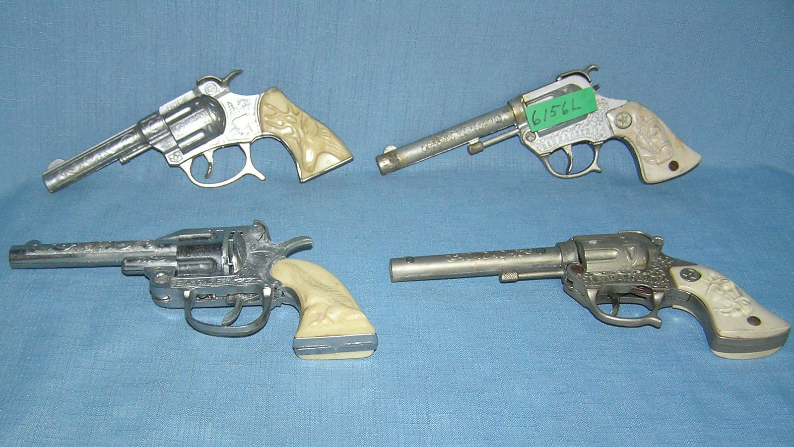Group of vintage western themed cap guns: Group of vintage western themed cap guns est. value $275.00-$300.00