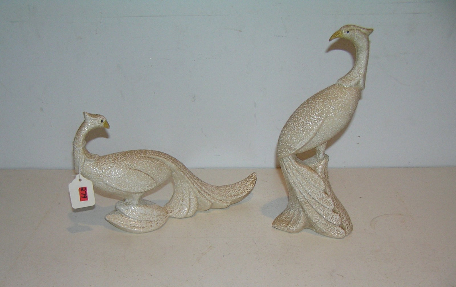 Pair of vintage 1950's porcelain tropical birds: Pair of vintage 1950's porcelain tropical birds est. value $125.00-$150.00