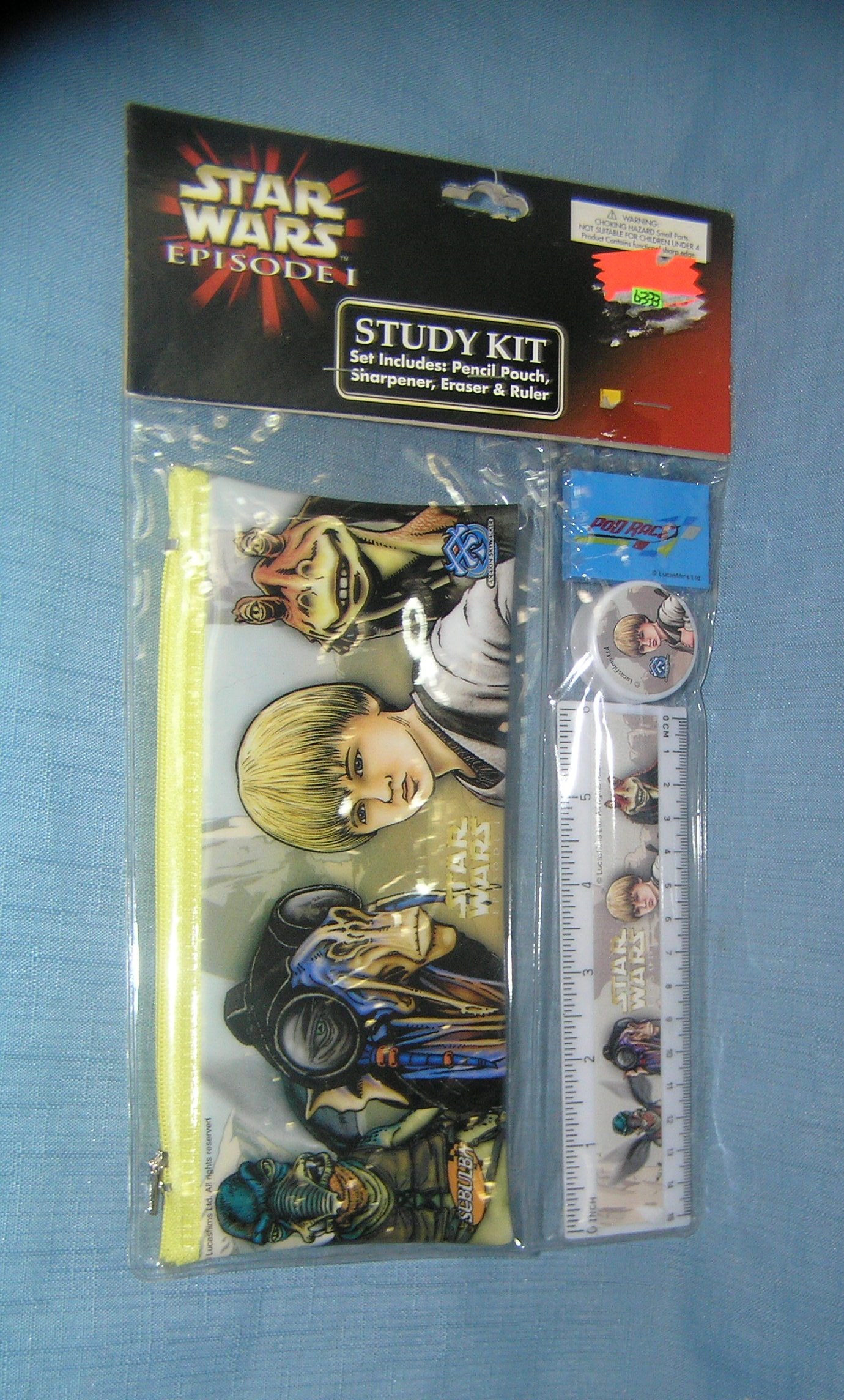 Star Wars study kit back to school activity set: Star Wars study kit back to school activity set est. value $20.00-$25.00
