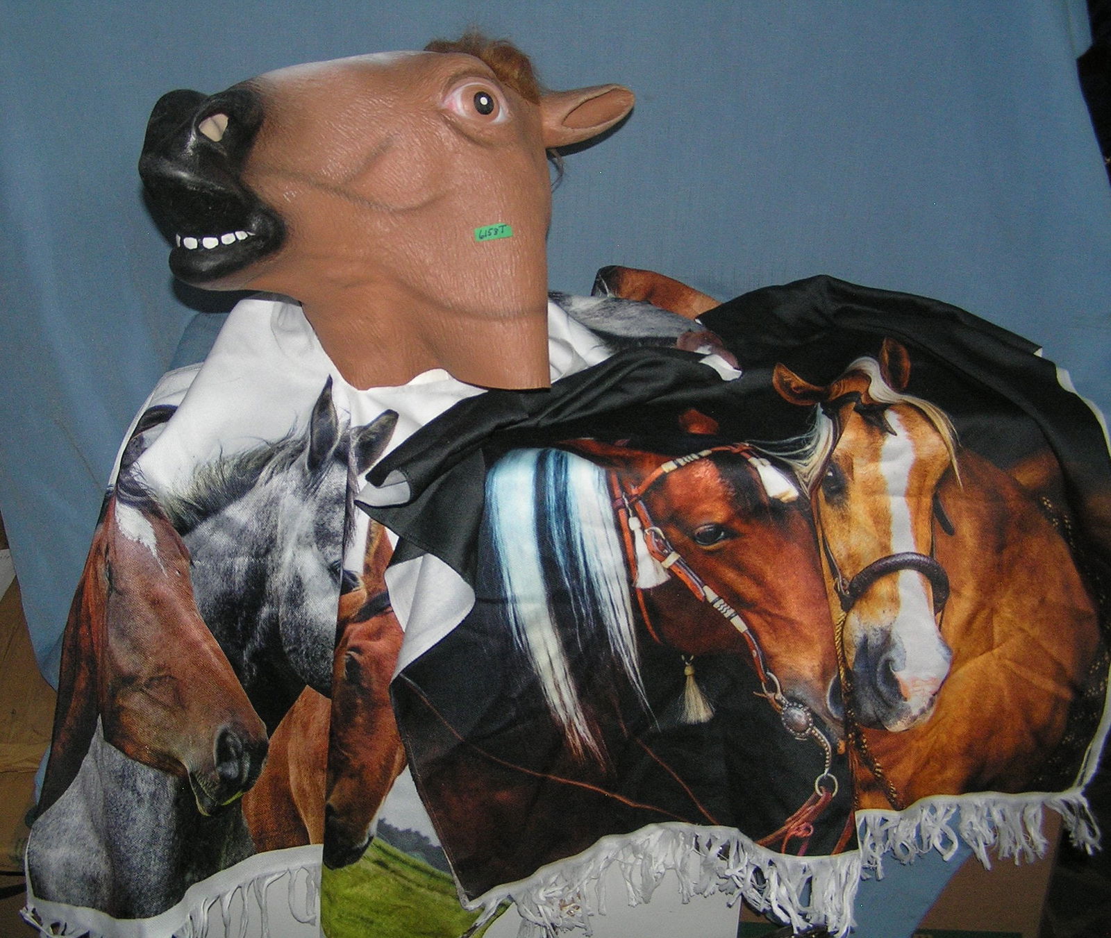 3 piece horse Halloween costume: 3 piece horse Halloween costume est. value $50.00-$65.00