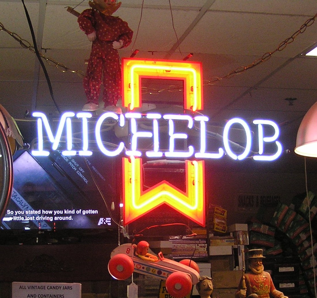 Michelolo neon advertising bar sign great early 1950's / 60's advertising sign in perfect working (1 of 1)