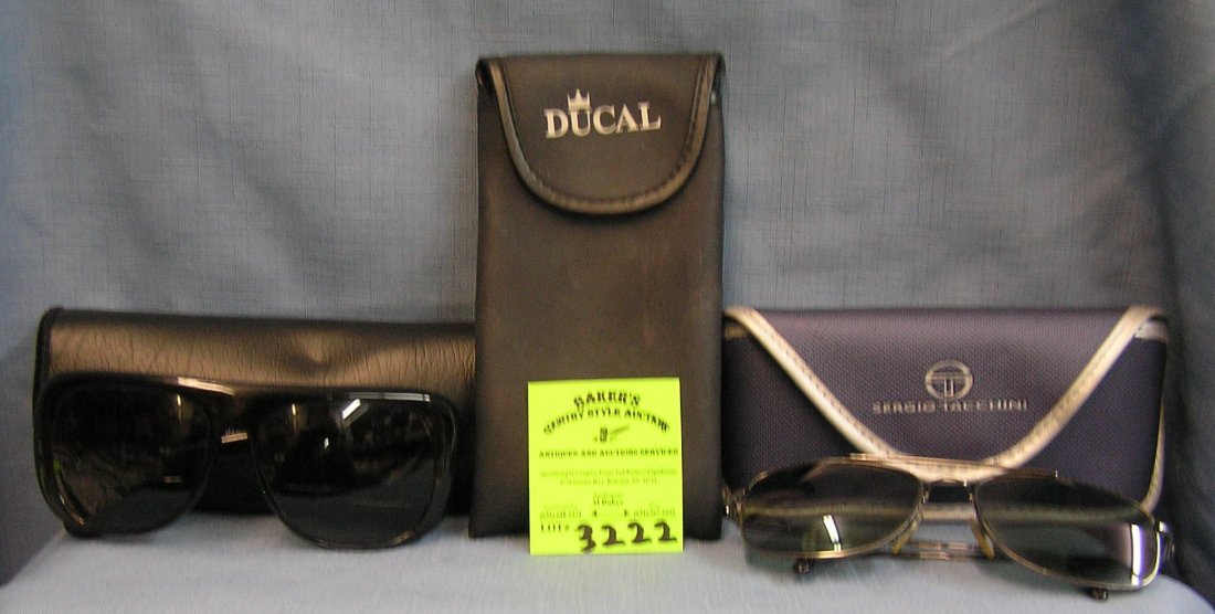 Group of vintage eye ware and cases: Group of vintage eye ware and cases $25.00-$30.00