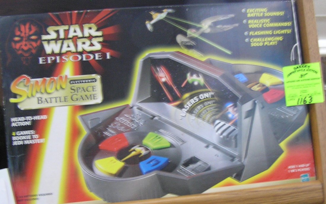 Vintage Star Wars Simon electronic space battle game: Vintage Star Wars Simon electronic space battle game $40.00-$45.00