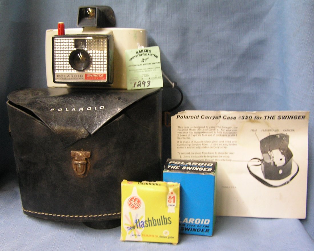 Vintage Polaroid swinger land camera: Vintage Polaroid swinger land camera est. value $30.00-$40.00