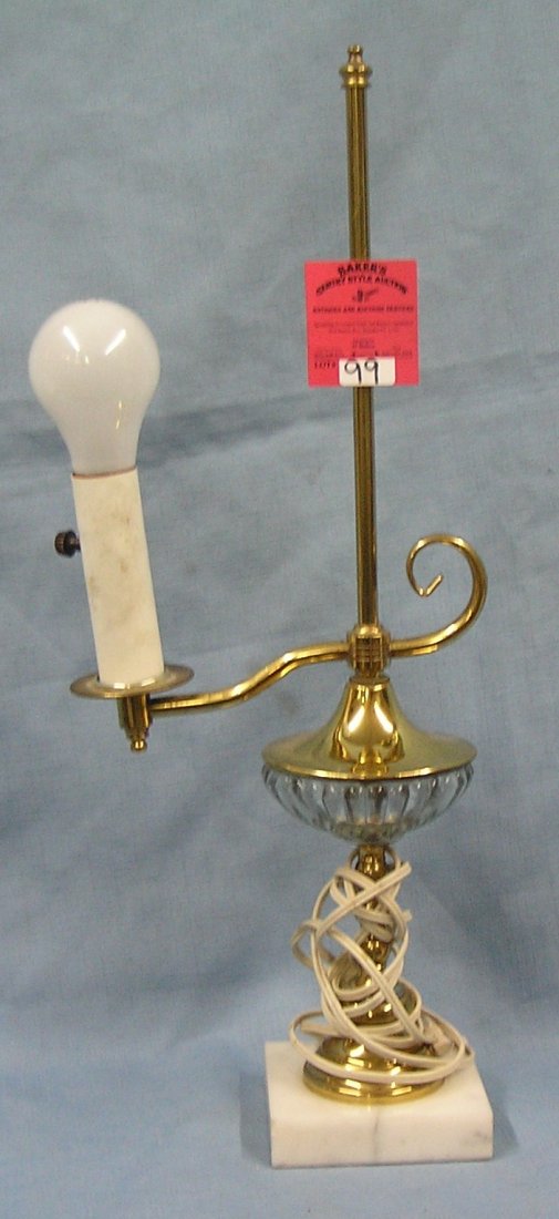 Vintage brass and marble table lamp: Vintage brass and marble table lamp est. value $40.00-$50.00