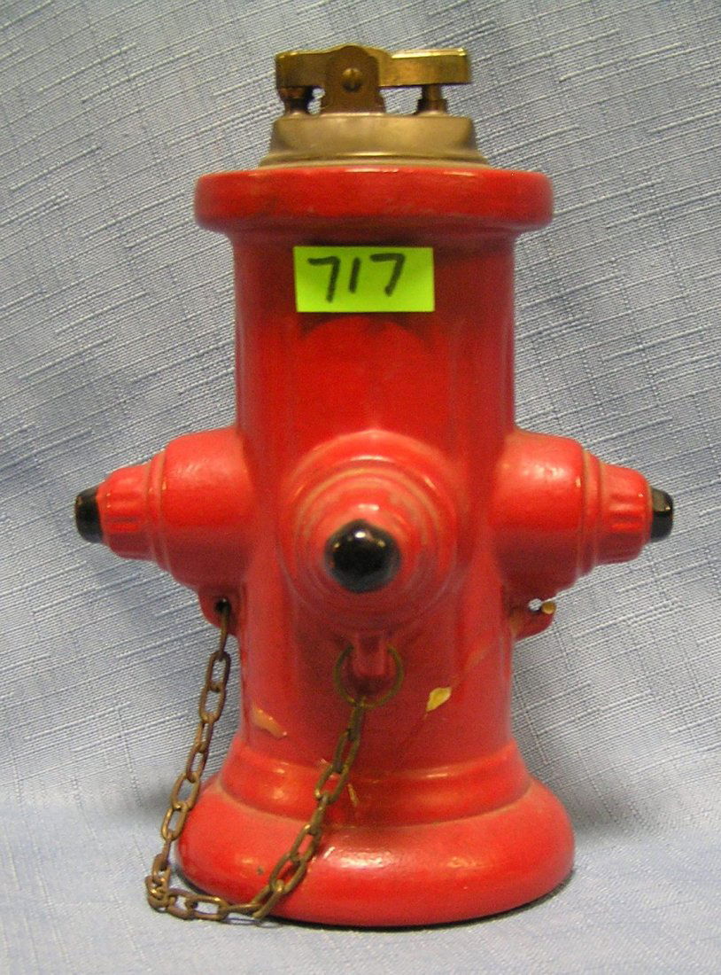 Vintage fire dept fire hydrant shaped table top: Vintage 1950’s fire dept fire hydrant shaped table top cigarette lighter est. value $50.00-$75.00