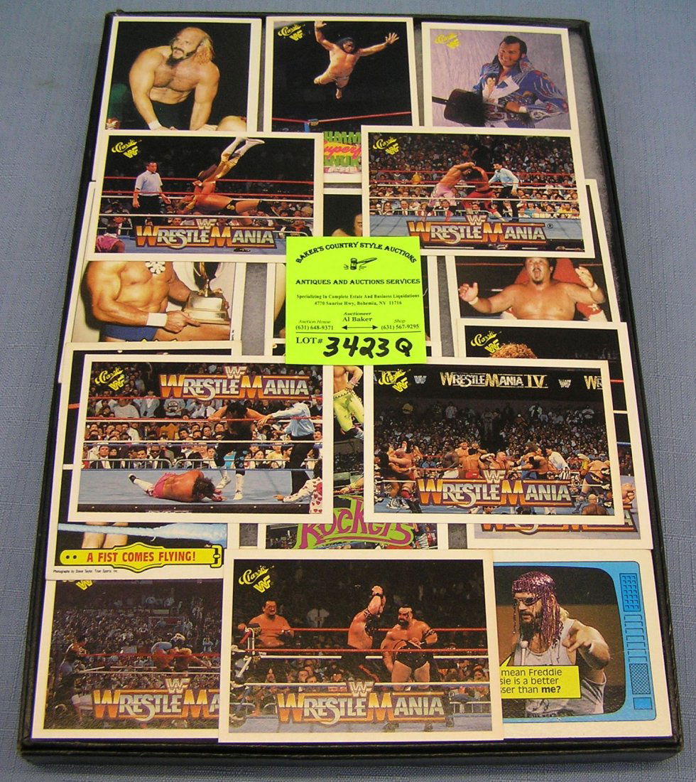 Group of vintage wrestling cards: Group of vintage wrestling cards est. value $25.00-$30.00