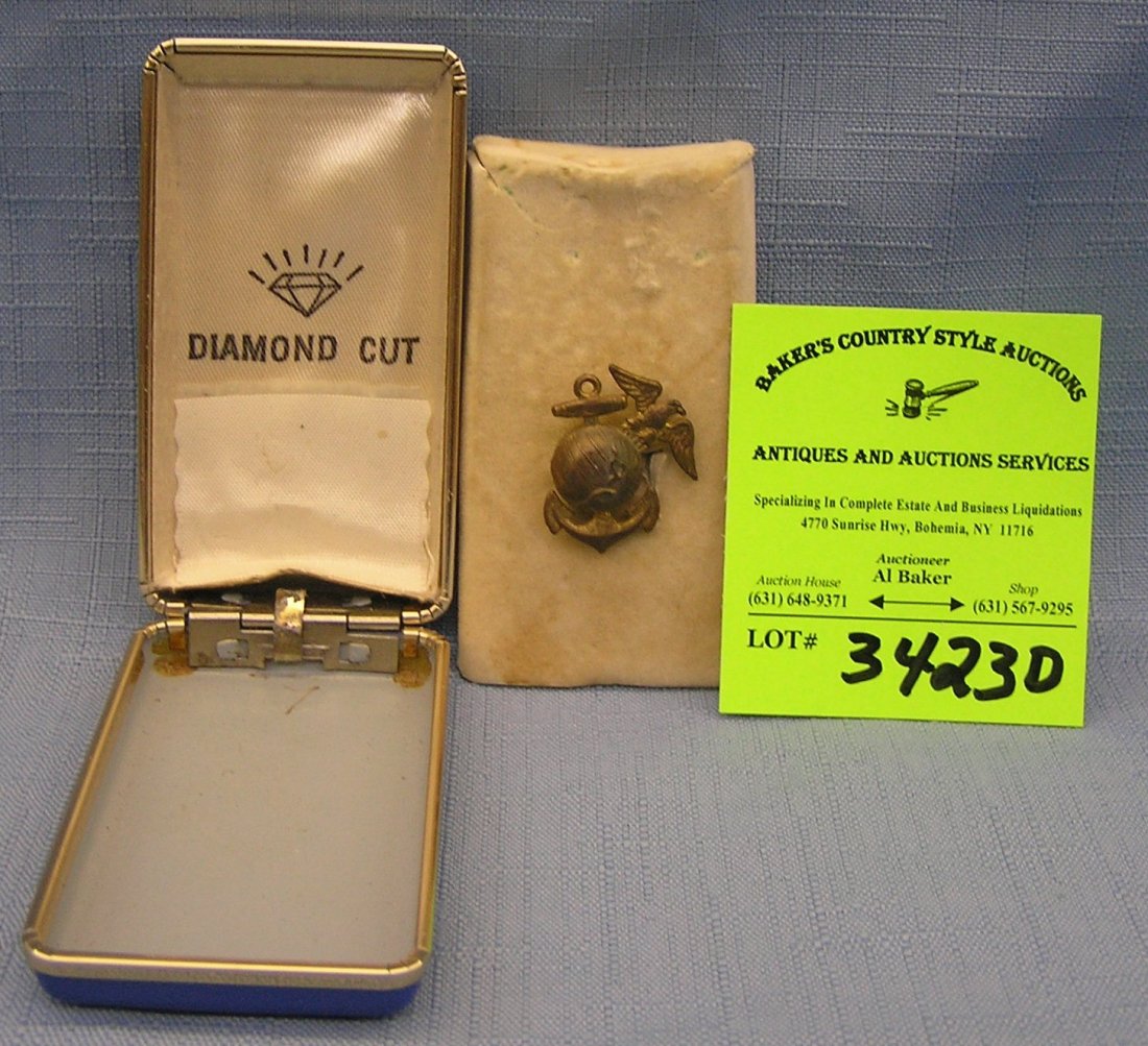 Vintage WWII solid brass Marine Corp hat badge: Vintage WWII solid brass Marine Corp hat badge est. value $25.00-$35.00