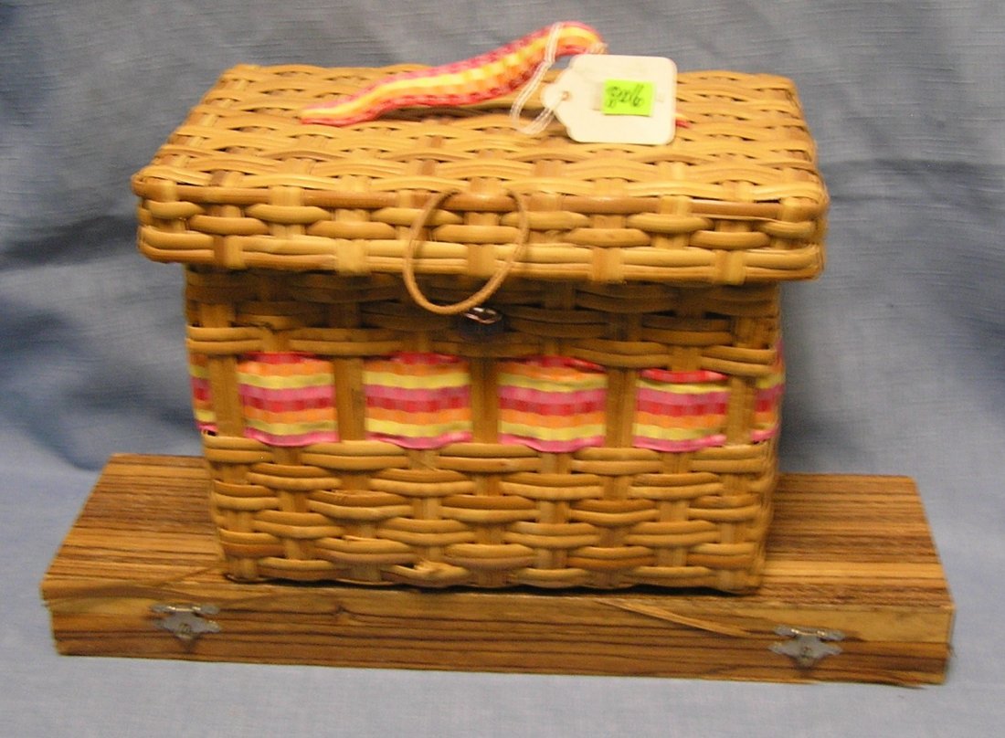 Vintage picnic/sewing basket: Vintage picnic/sewing basket $20.00-$25.00