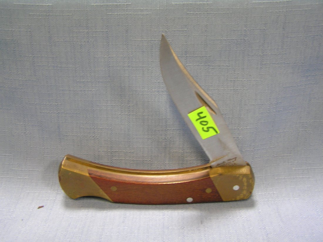 Vintage Schrade Uncle Henry pocket knife made in USA: Vintage Schrade Uncle Henry pocket knife made in USA est. value $40.00-$50.00