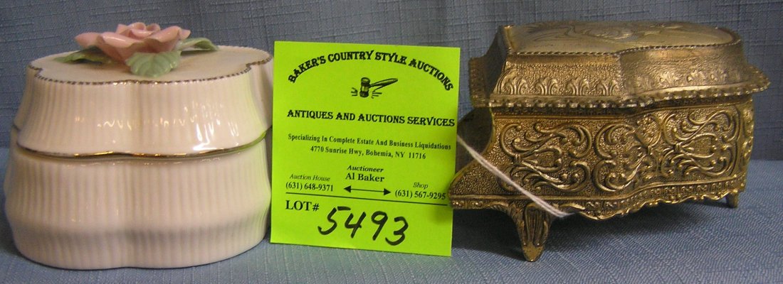 Pair of vintage music box trinket boxes: Pair of vintage music box trinket boxes $50.00-$60.00