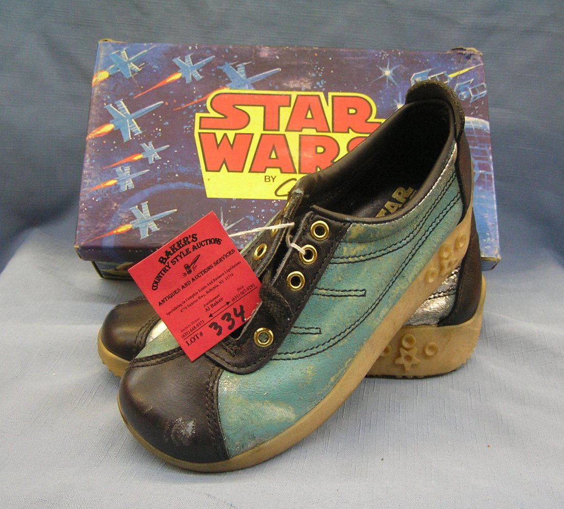 Original Star Wars sneakers by Clarks with original box: Original Star Wars sneakers by Clarks with original box dated 1977 extremely rare $250.00-$300.00