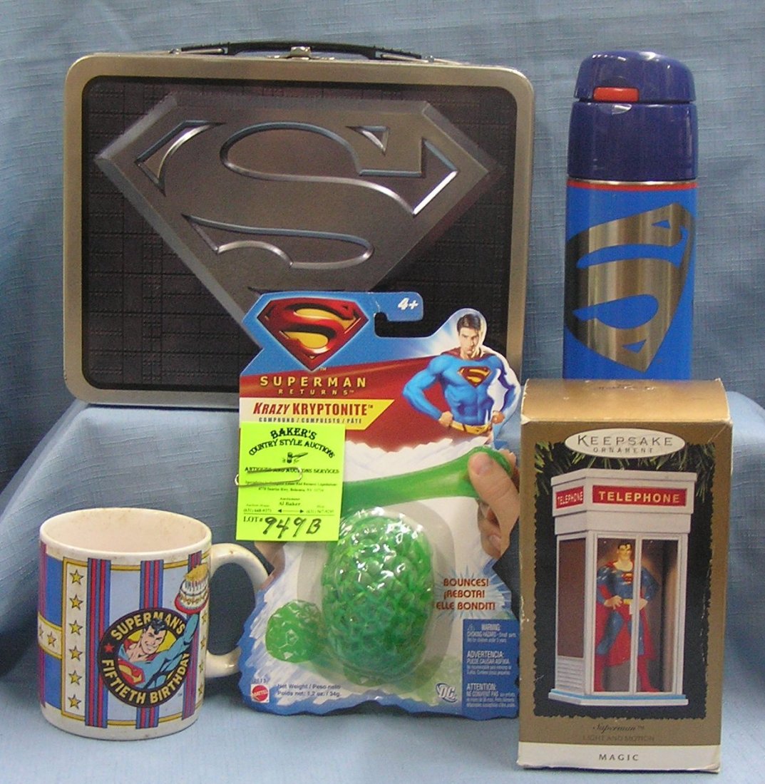 Group of vintage Superman collectibles: Group of vintage Superman collectibles including lunch box with thermas est. value $40.00-$50.00
