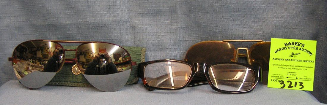 Group of vintage eye ware: Group of vintage eye ware est. value $25.00-$30.00