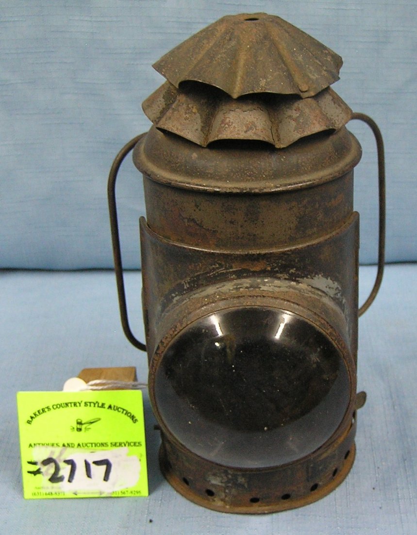Antique Dietz police oil lantern with original insert: Antique Dietz police oil lantern circa 1880’s with original insert extremely rare est. value $400.00-$500.00