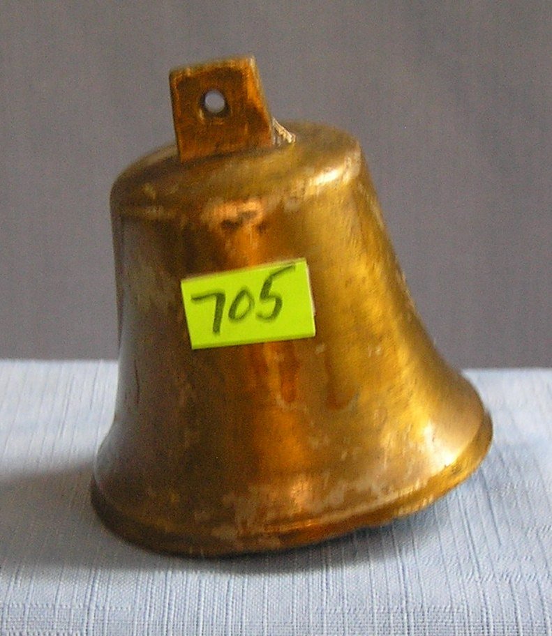Vintage solid brass fire bell: Vintage solid brass fire bell circa 1930’s est. value $75.00-$85.00