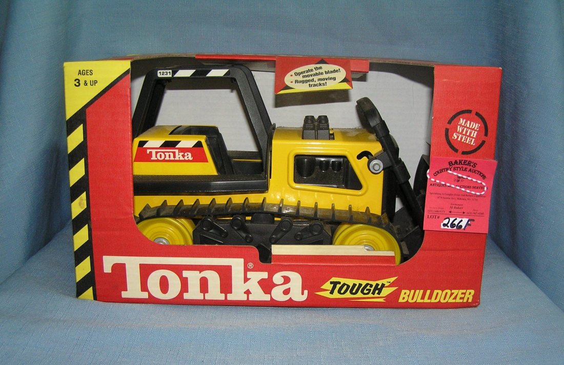 Tonka Tough bulldozer, mint in box: Tonka Tough bulldozer, mint in box est. value $35.00-$45.00