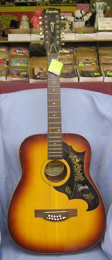 Emperador 12 cheap string guitar
