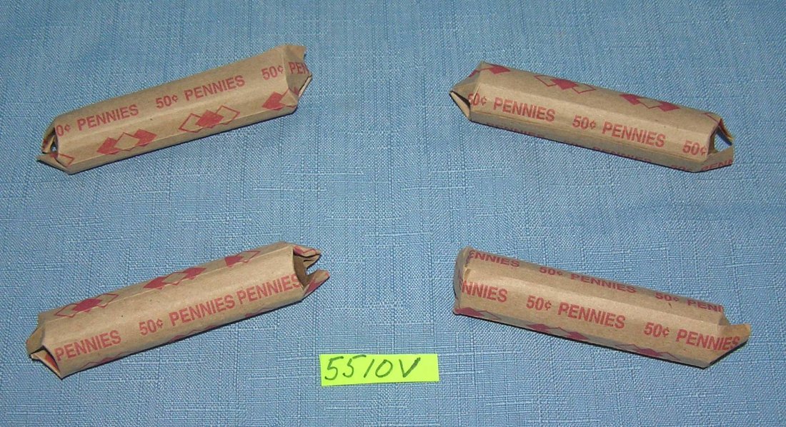 Group of vintage Lincoln wheat back pennies: Group of 4 rolls of vintage Lincoln wheat back pennies all pre1959 est. value $50.00-$60.00